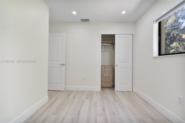 255 Grant Dr, Coral Gables, FL 33133