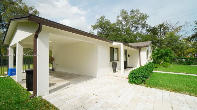 255 Grant Dr, Coral Gables, FL 33133