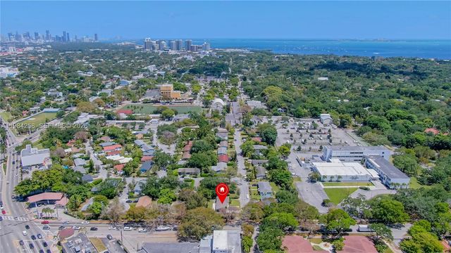 255 Grant Dr, Coral Gables, FL 33133