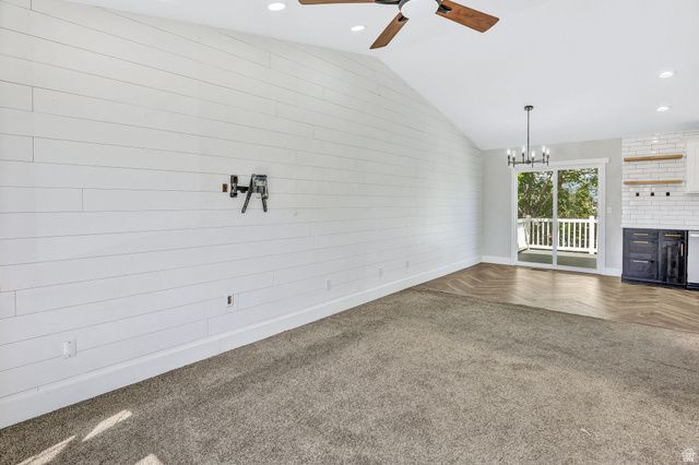 5467 S 4125 W, Roy, UT 84067