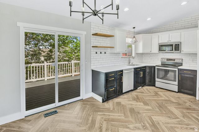 5467 S 4125 W, Roy, UT 84067