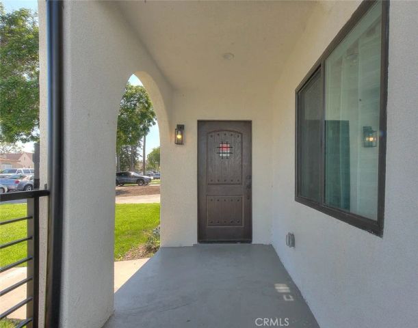 1827 W 76th, Los Angeles, CA 90047