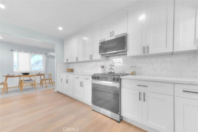 1827 W 76th, Los Angeles, CA 90047