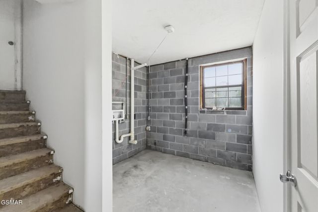 459 Water Oak Drive, Seymour, TN 37865
