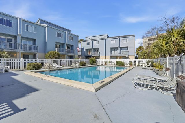 330 Bluefish Drive 228, Fort Walton Beach, FL 32548