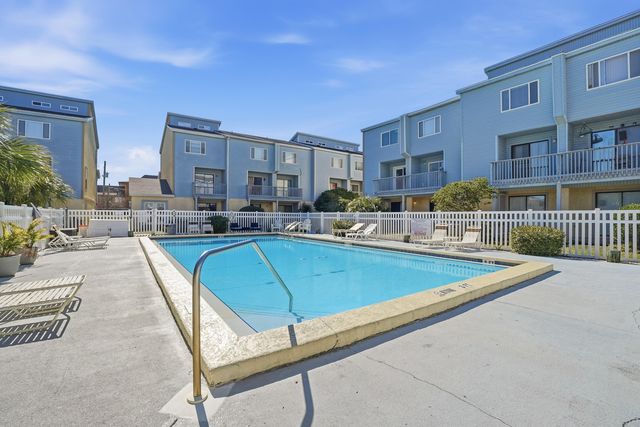 330 Bluefish Drive 228, Fort Walton Beach, FL 32548