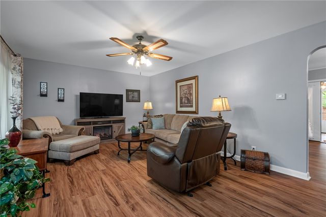 308 Hanna Street, Berryville, AR 72616
