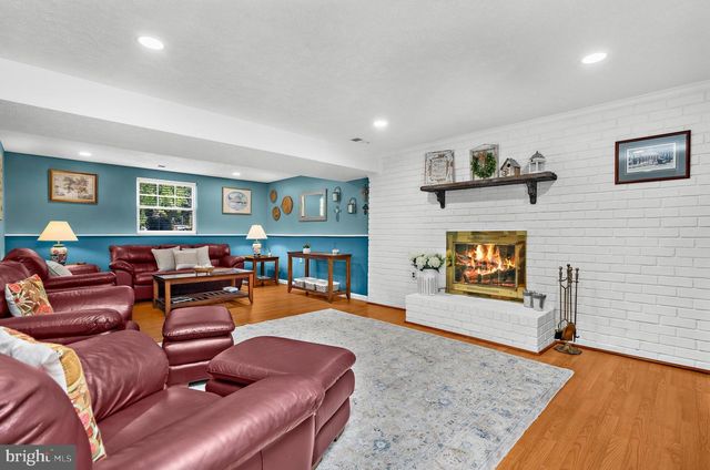 852 MEADOW HEIGHTS LN, Arnold, MD 21012