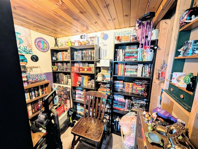 4919 N Victory Corner Road, Ludington, MI 49431