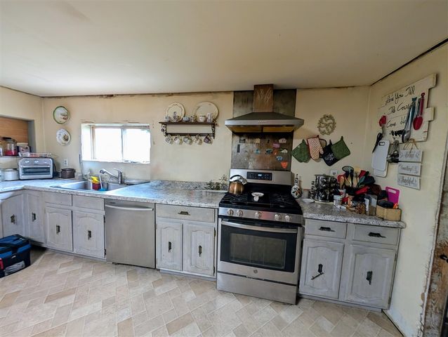 4919 N Victory Corner Road, Ludington, MI 49431