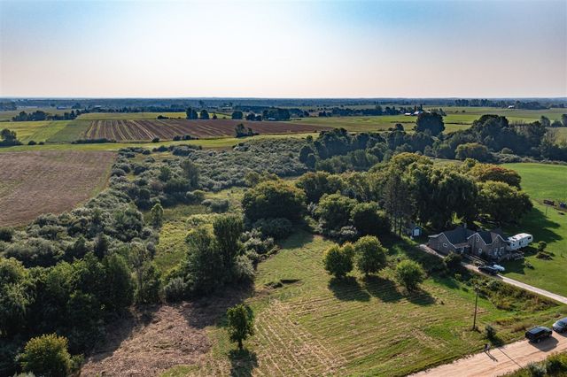 4919 N Victory Corner Road, Ludington, MI 49431