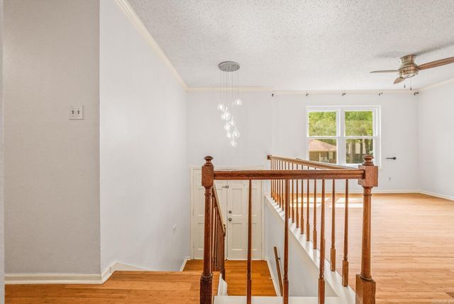 2 Cottonwood Court, Little Rock, AR 72211