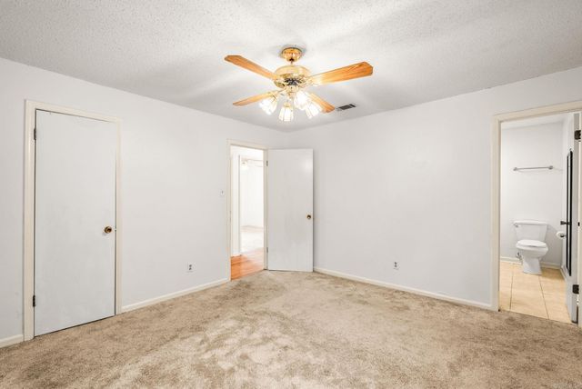 2 Cottonwood Court, Little Rock, AR 72211