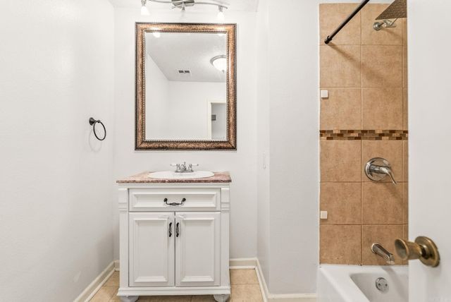 2 Cottonwood Court, Little Rock, AR 72211