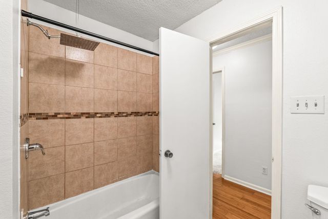 2 Cottonwood Court, Little Rock, AR 72211