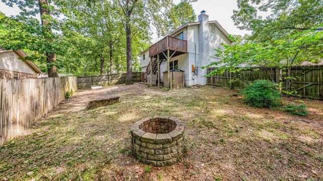 2 Cottonwood Court, Little Rock, AR 72211