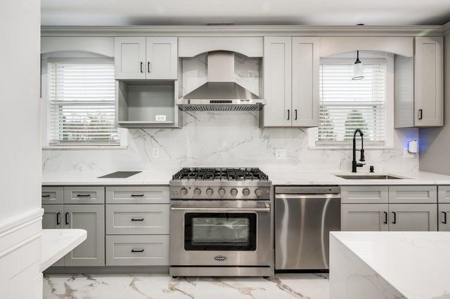 815 Central Avenue, Dover, NH 03820