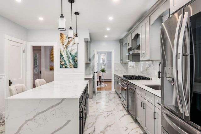 815 Central Avenue, Dover, NH 03820