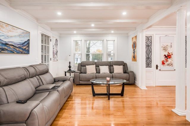 815 Central Avenue, Dover, NH 03820