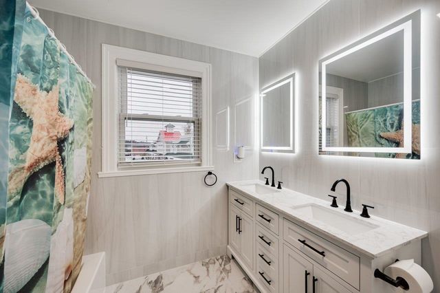 815 Central Avenue, Dover, NH 03820