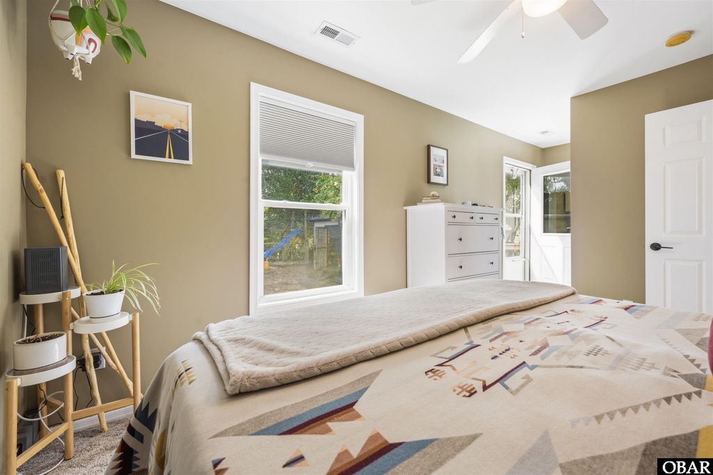 Image 12 of property listing at 1207 Harbour View Drive, Kill Devil Hills, NC 27948