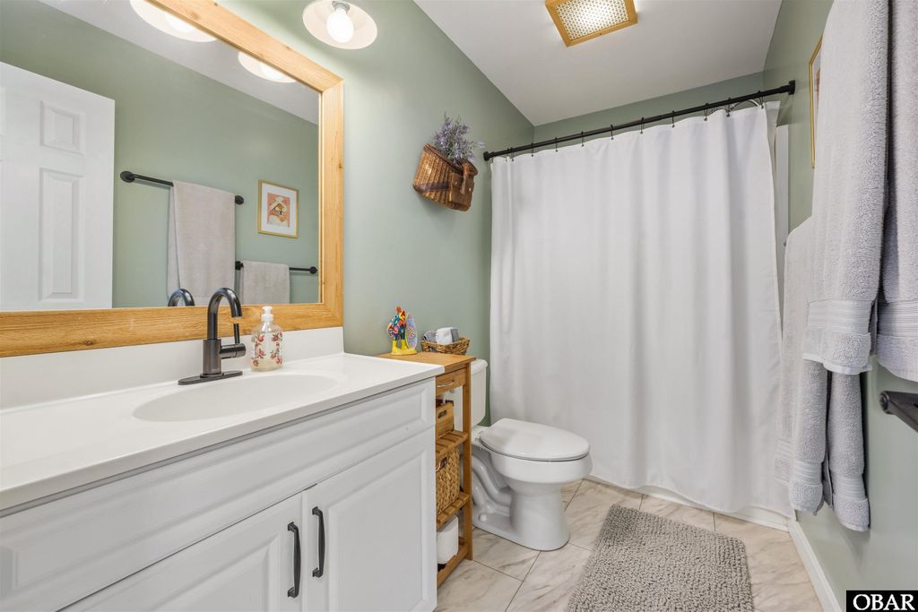 Image 14 of property listing at 1207 Harbour View Drive, Kill Devil Hills, NC 27948