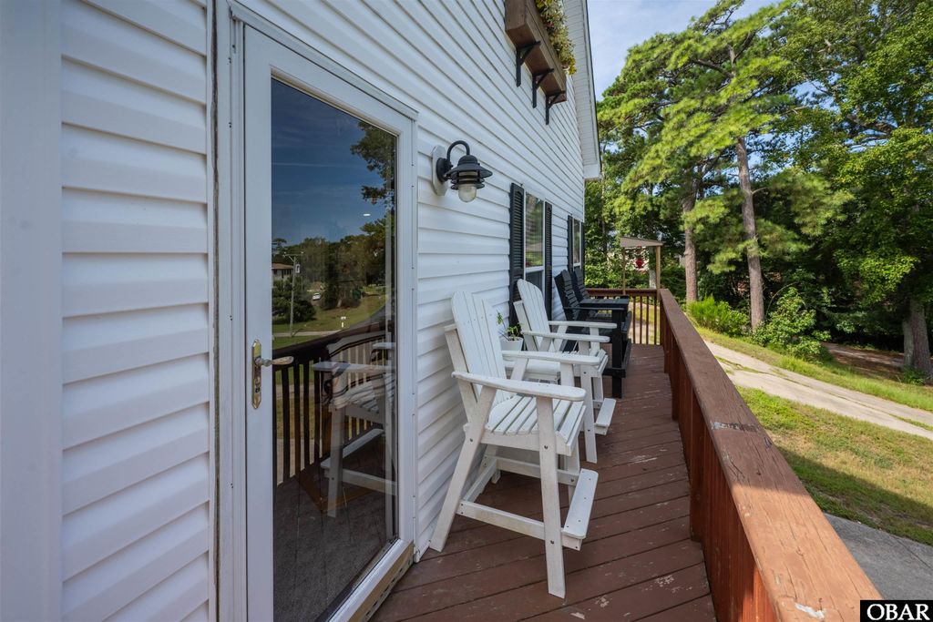 Image 31 of property listing at 1207 Harbour View Drive, Kill Devil Hills, NC 27948