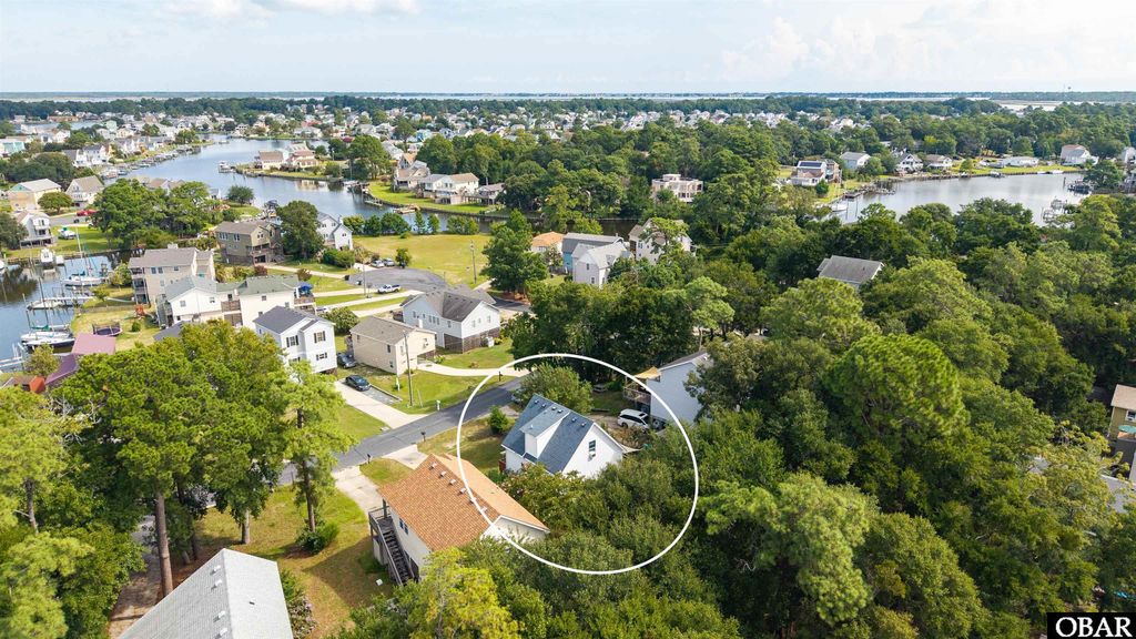 Image 39 of property listing at 1207 Harbour View Drive, Kill Devil Hills, NC 27948
