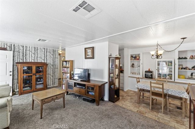 21001 Plummer 75, Chatsworth, CA 91311