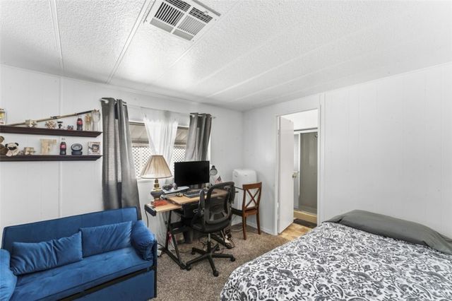 21001 Plummer 75, Chatsworth, CA 91311