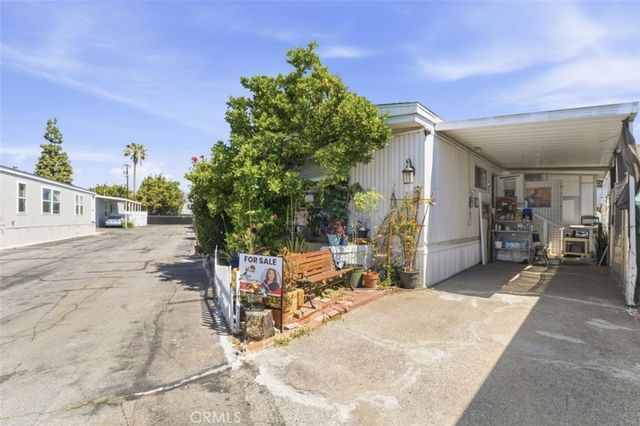 21001 Plummer 75, Chatsworth, CA 91311