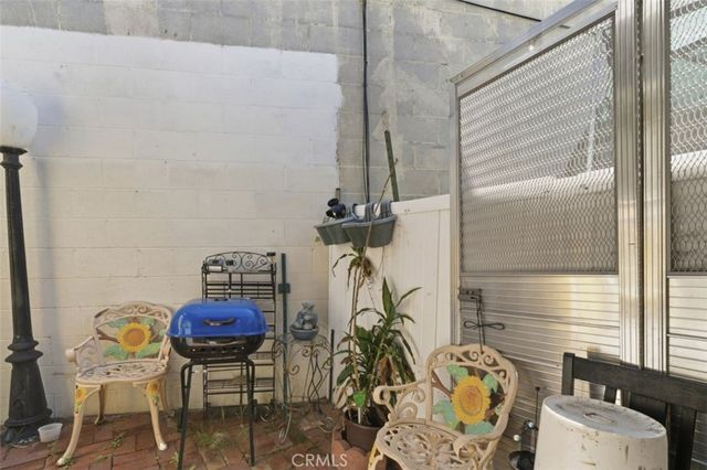 21001 Plummer 75, Chatsworth, CA 91311