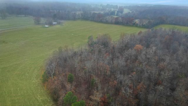 738 Keel Hollow Rd, Dover, TN 37058