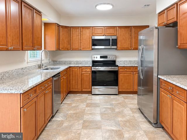 6281 RATHLIN DR, Springfield, VA 22152