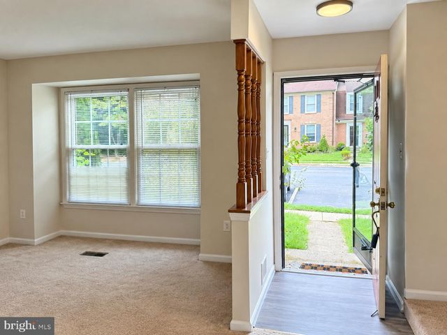 6281 RATHLIN DR, Springfield, VA 22152