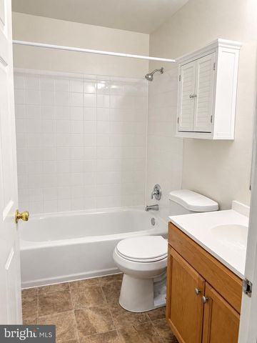 6281 RATHLIN DR, Springfield, VA 22152