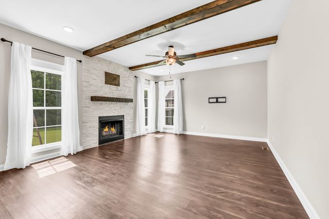 361 Abeline Dr, Clarksville, TN 37043