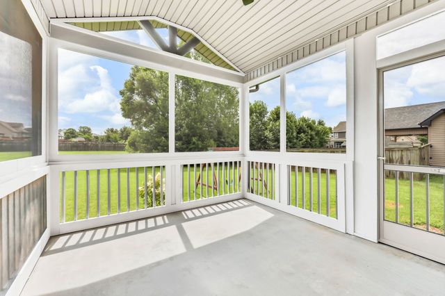 361 Abeline Dr, Clarksville, TN 37043
