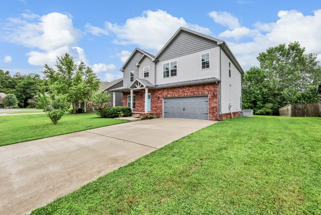 361 Abeline Dr, Clarksville, TN 37043