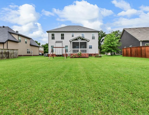 361 Abeline Dr, Clarksville, TN 37043