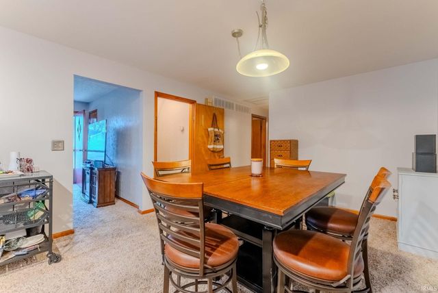 1434 W Rose Drive, Peru, IN 46970