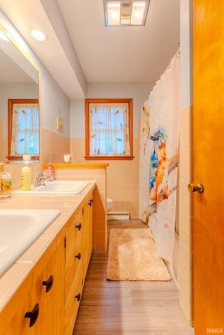 1434 W Rose Drive, Peru, IN 46970