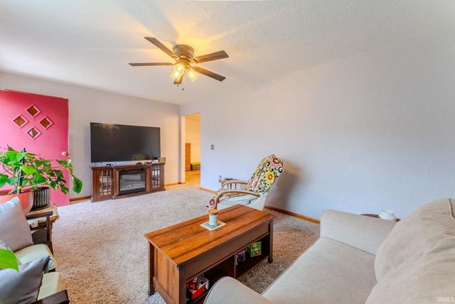 1434 W Rose Drive, Peru, IN 46970