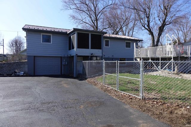 1434 W Rose Drive, Peru, IN 46970