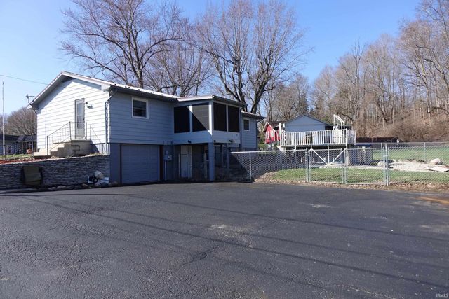 1434 W Rose Drive, Peru, IN 46970