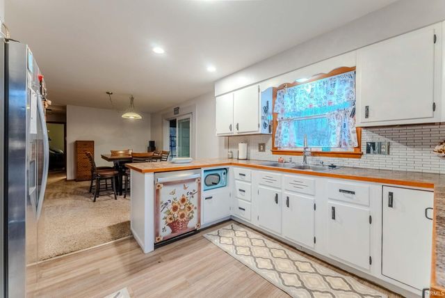 1434 W Rose Drive, Peru, IN 46970