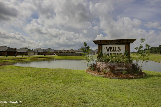 100 Smithville Court, Youngsville, LA 70592