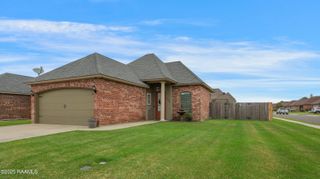 100 Smithville Court, Youngsville, LA 70592