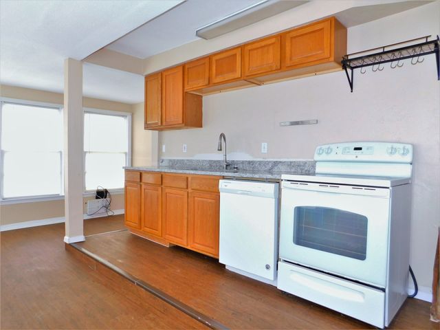 216 Maple Street 2, Denton, TX 76201