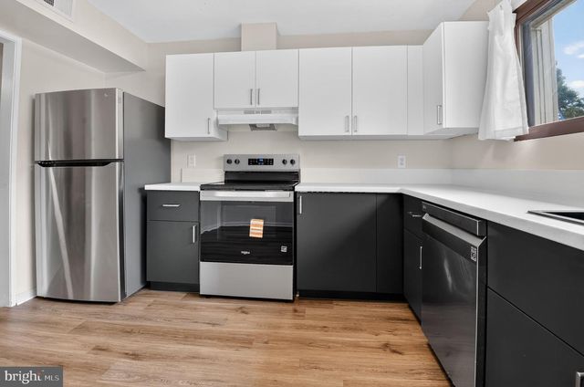 1797 POWDER HORN TER, Woodbridge, VA 22191
